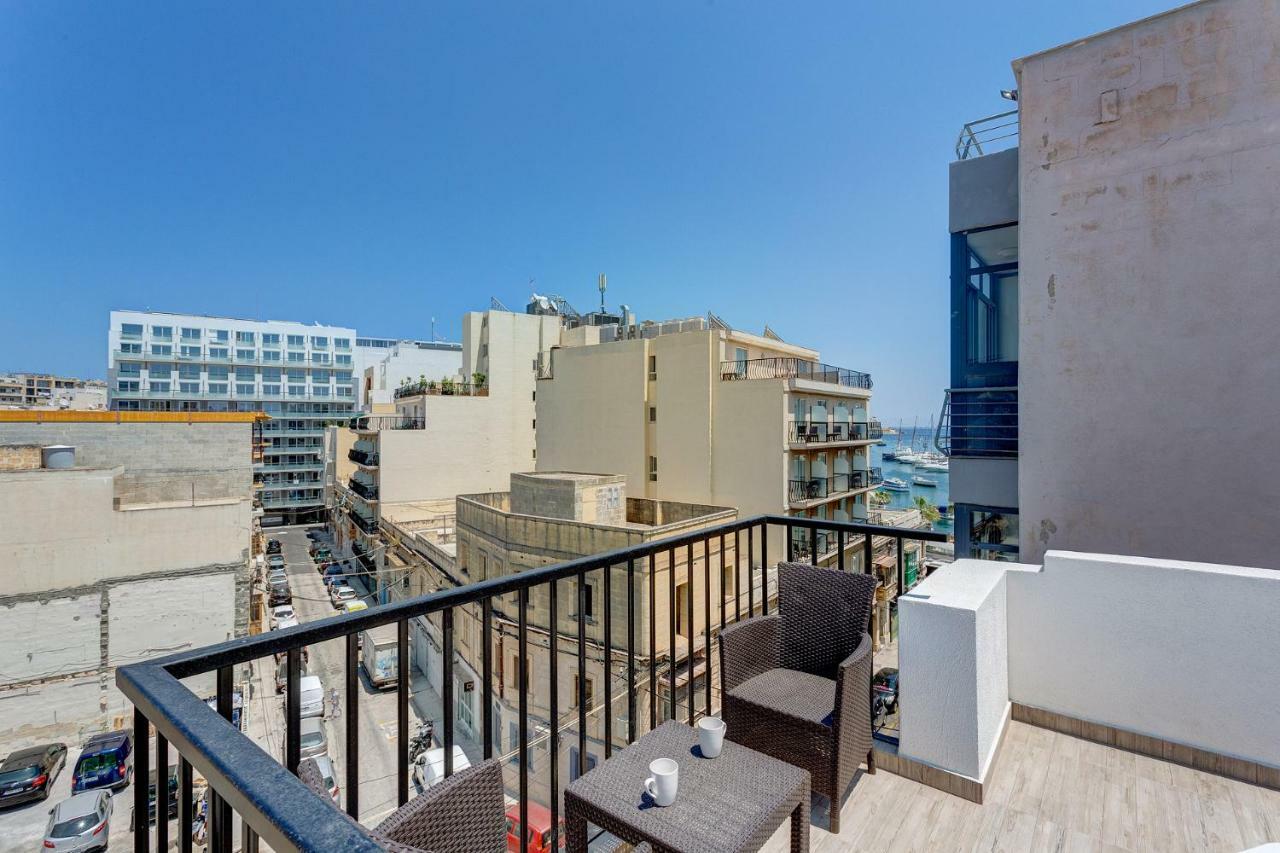 Ferienwohnung Cosy 1Br Penthouse With Terrace, Great Location Gzira Exterior foto